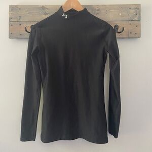 Women's Under Armour Compression shirt, Black colour, Size Medium